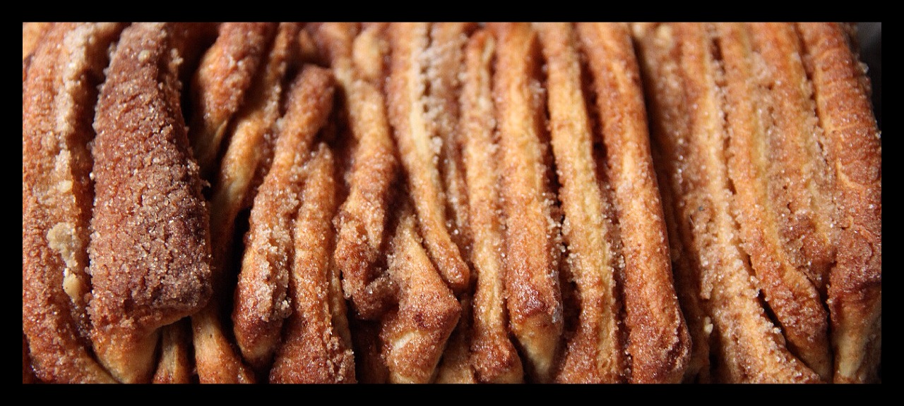 Cinnamon Sugar PullApart Bread