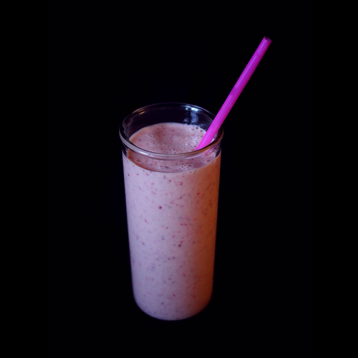 Forbidden Rice Blog | Pineapple Strawberry Smoothie