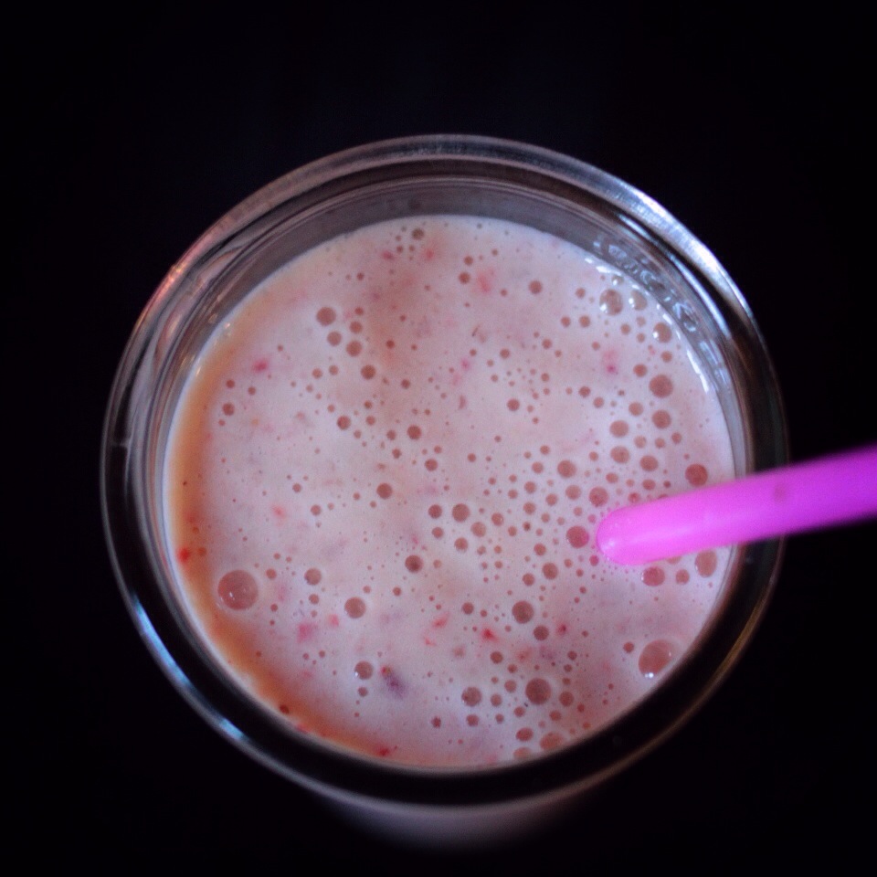 Forbidden Rice Blog | Pineapple Strawberry Smoothie